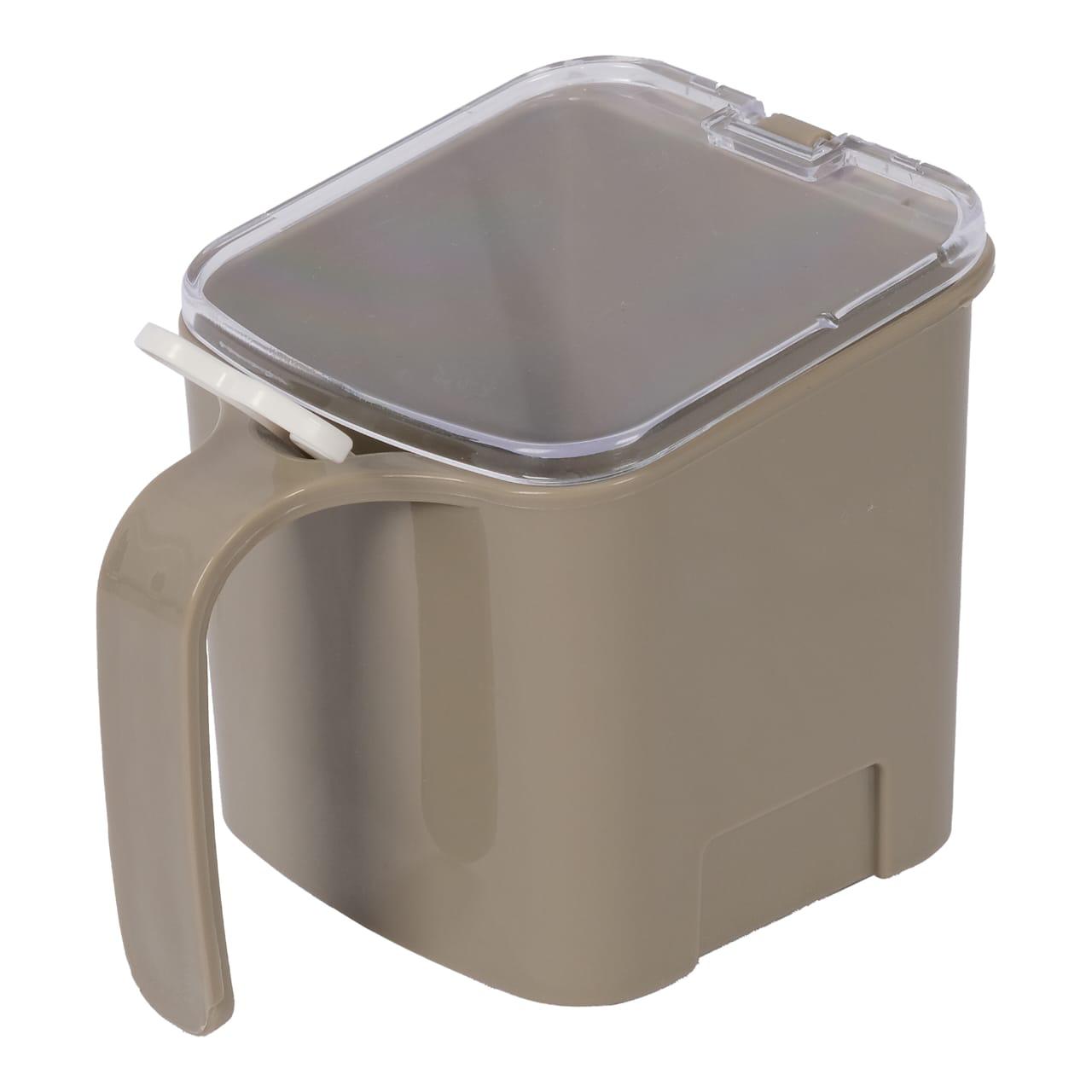 Multipurpose Spices & Dry Seasoning Plastic Jars Multipurpose Spices & Dry Seasoning Plastic Jars